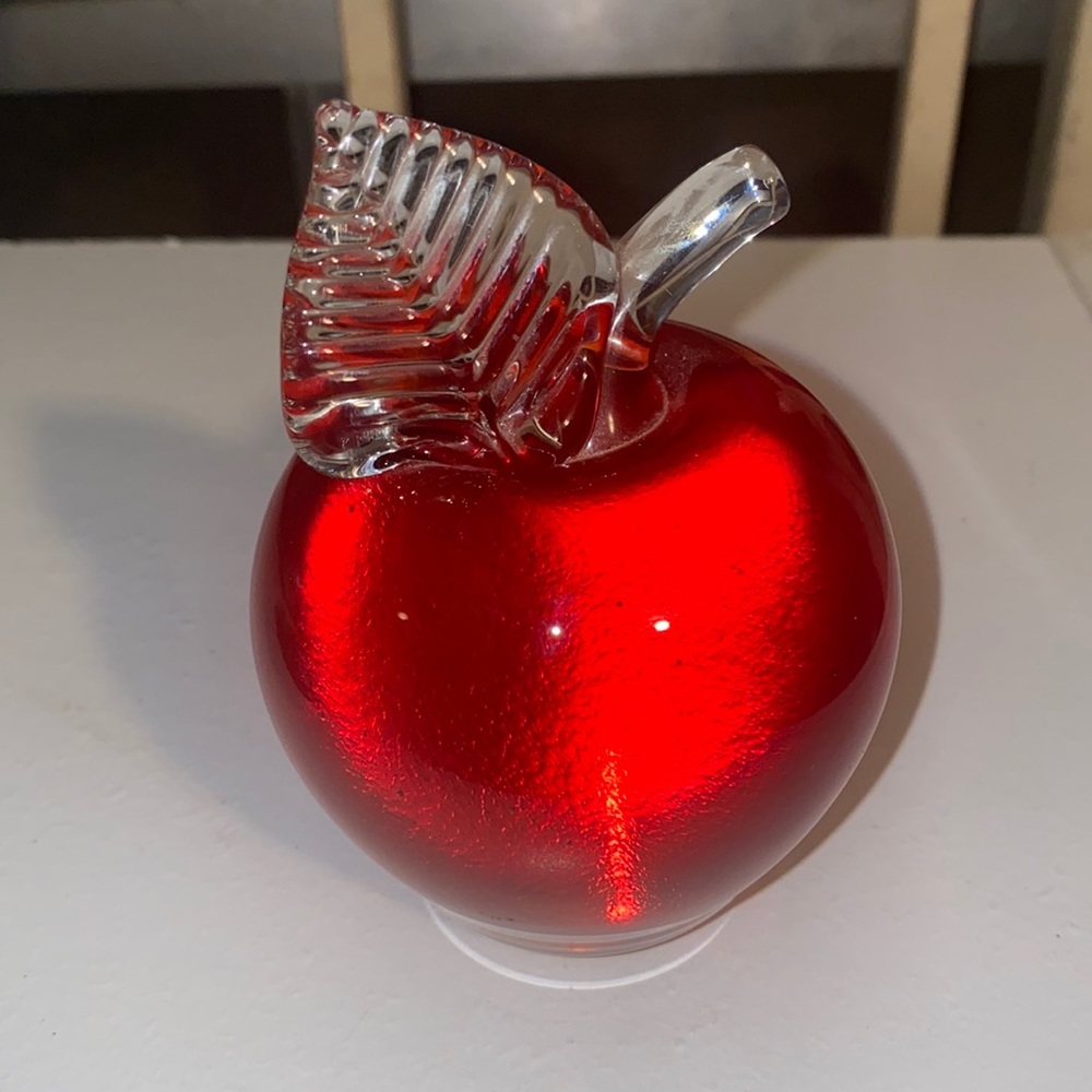 Glass Apple